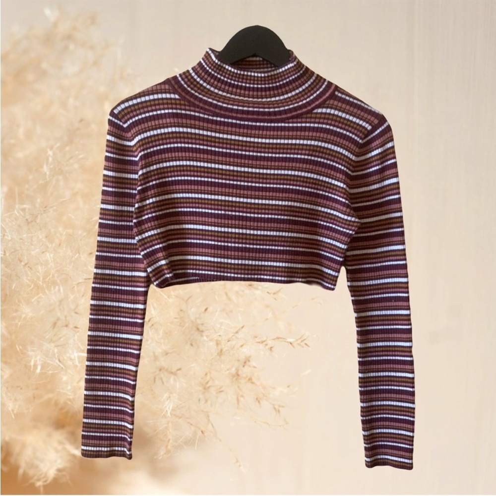 5/$25 Striped Mock Neck Crop Top NWOT